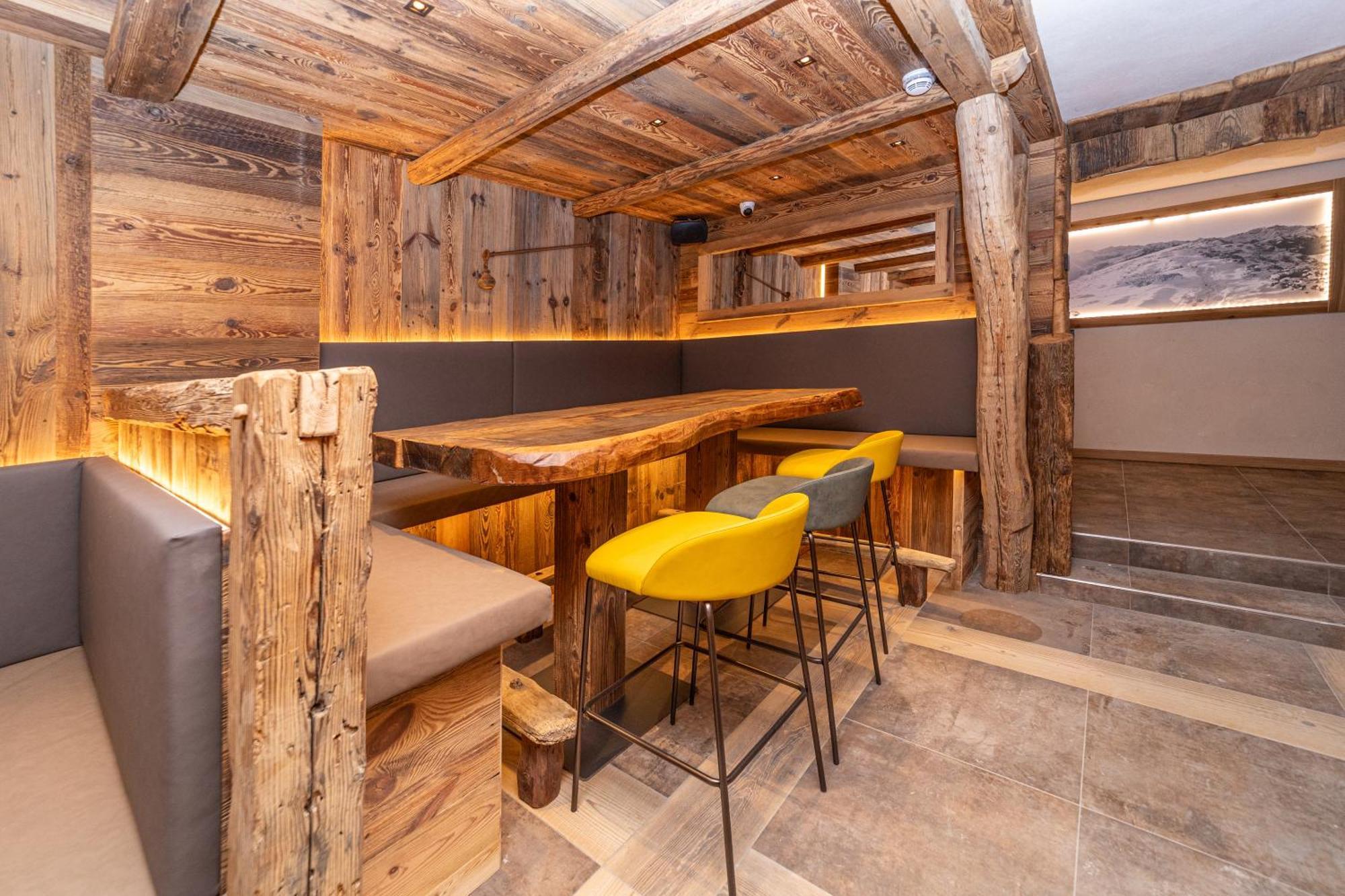 Avalanche - Alpine Boutique Hotel Oulx エクステリア 写真